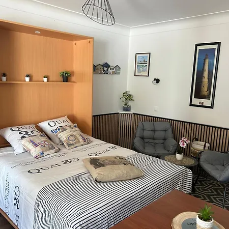 Maisonnette Pour 2 Personnes A 50m De La Semesterbostad *